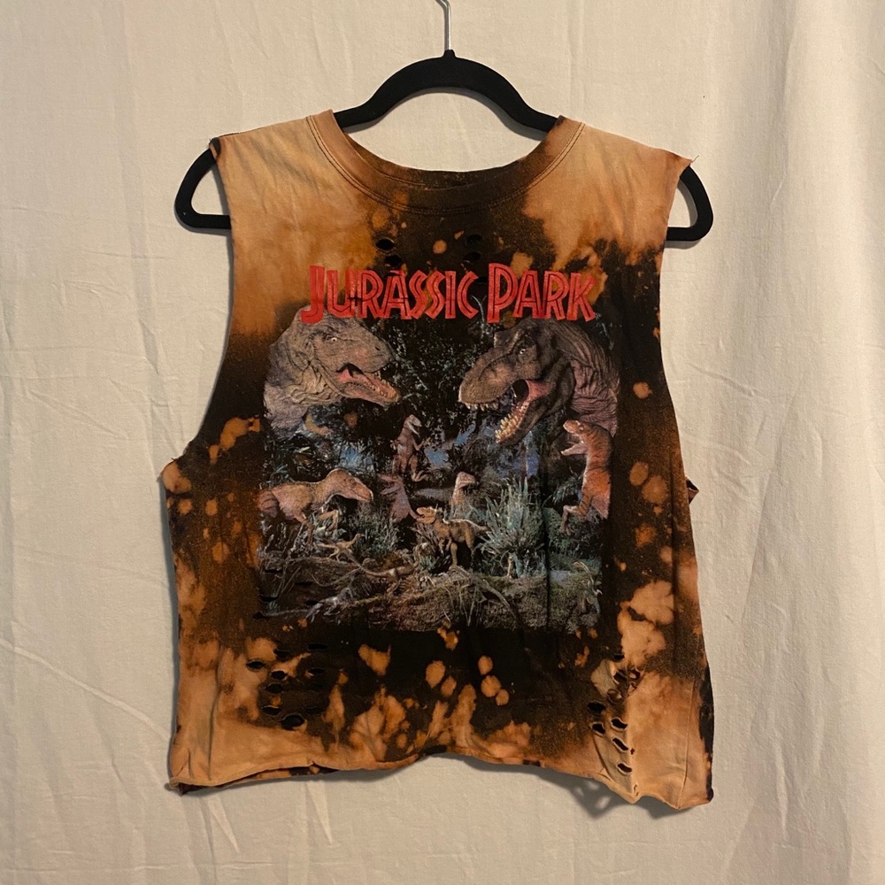 Cropped distressed Jurassic Park Tank Top